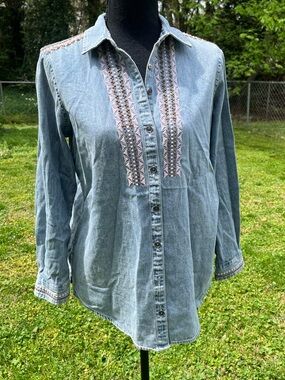 Orvis Women's Western Denim Button-Down Top with Embroidered Trim